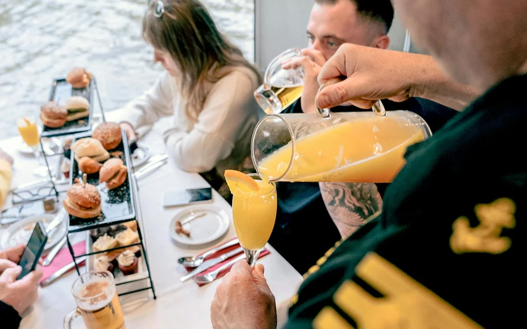 Weekend Bottomless Brunch Cruise Image 3