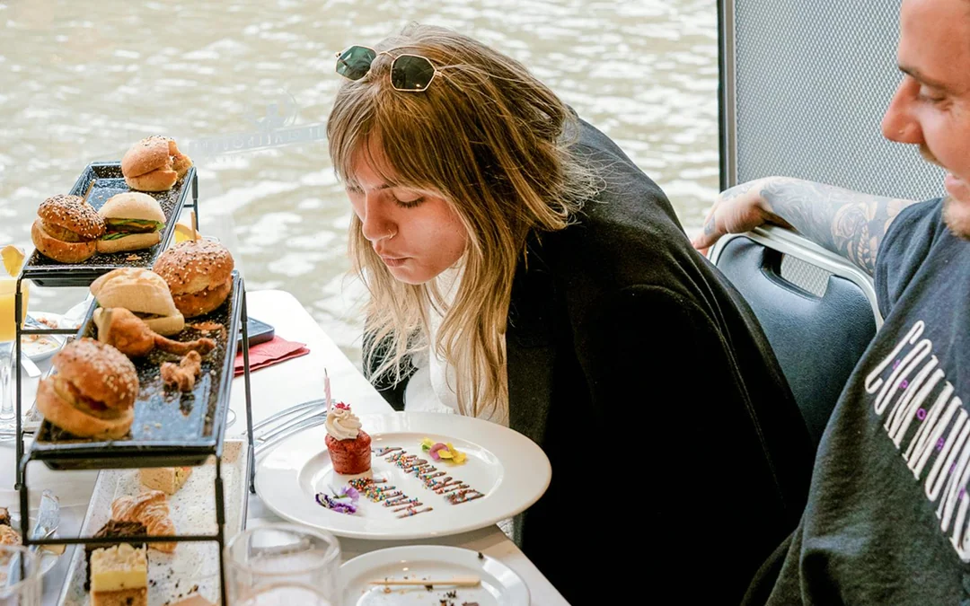 Weekend Bottomless Brunch Cruise Image 5