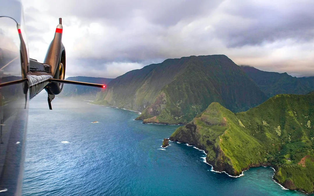 West Maui & Molokai Helicopter Tour Image 4