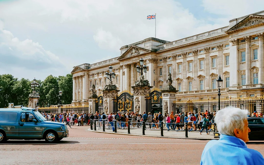 Westminster Abbey, Big Ben & Buckingham Palace Guided Tour Image 4