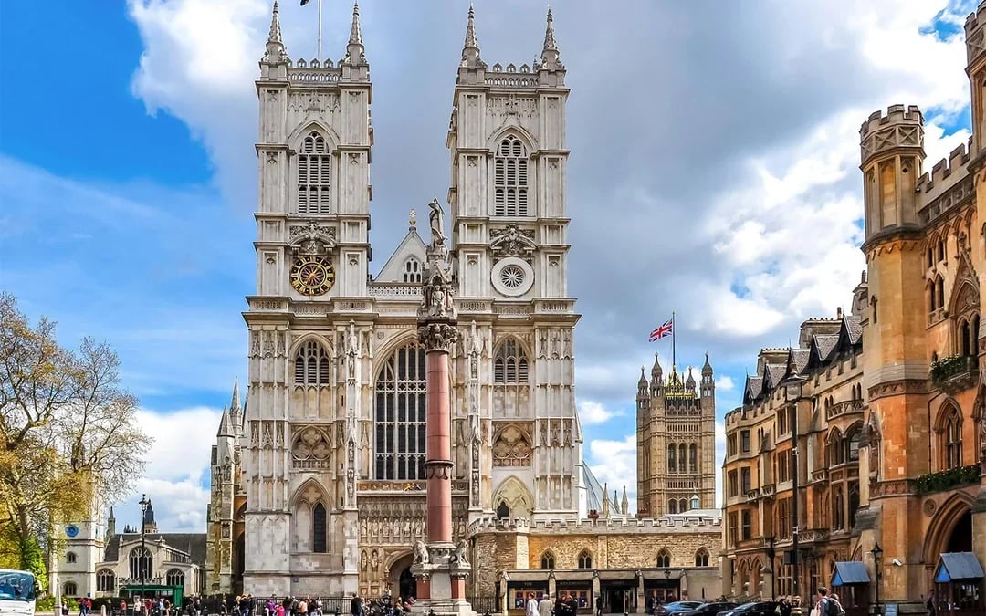 Westminster Abbey Guided Tour with Changing of the Guard Image 9
