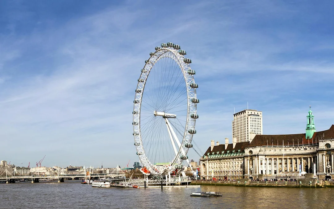 Westminster Small-Group Guided Walking Tour & London Dungeon Entry Tickets Image 5