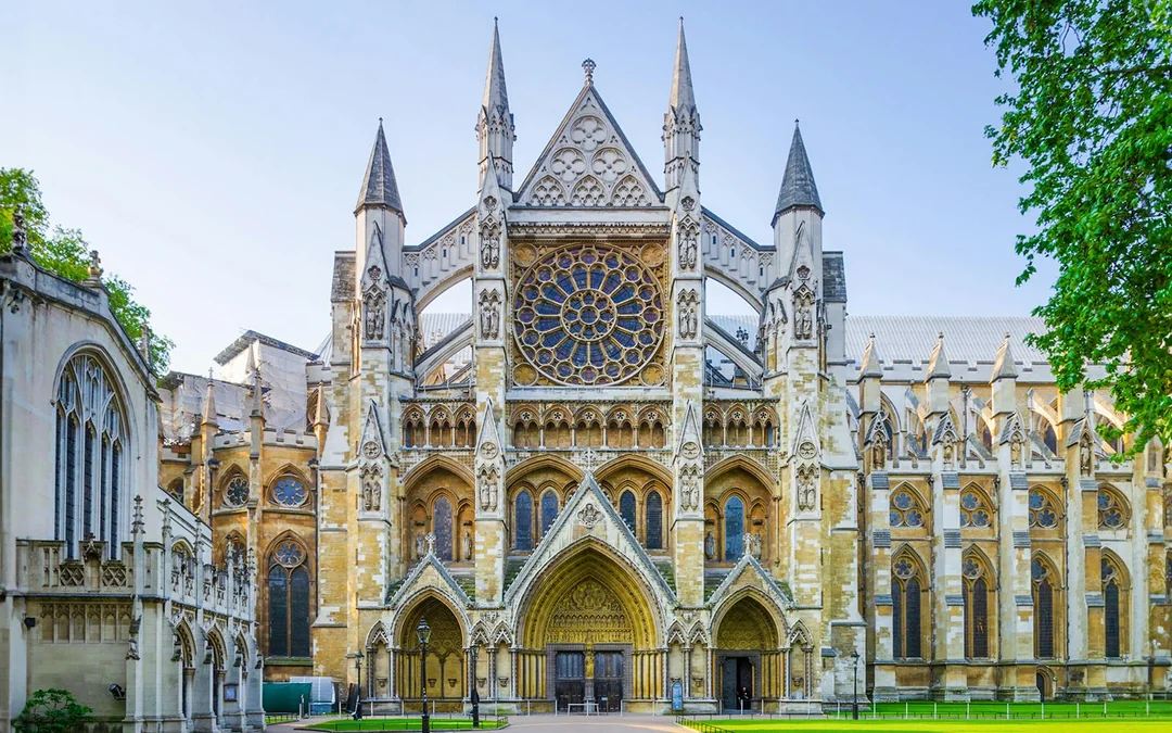 Westminster Small-Group Guided Walking Tour with St Paul’s Cathedral Admission Tickets Image 3