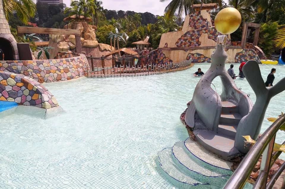 Wet World Water Park Shah Alam | Malaysia