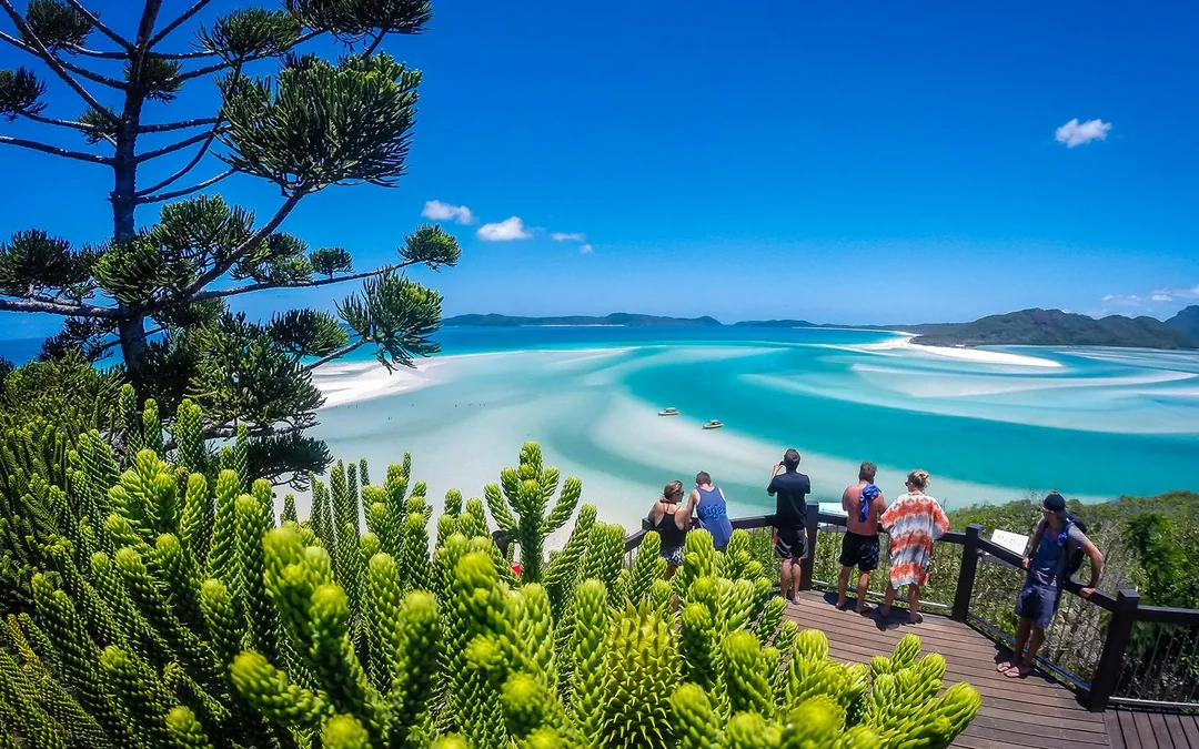Whitsunday Islands: Fly and Raft Package Image 2