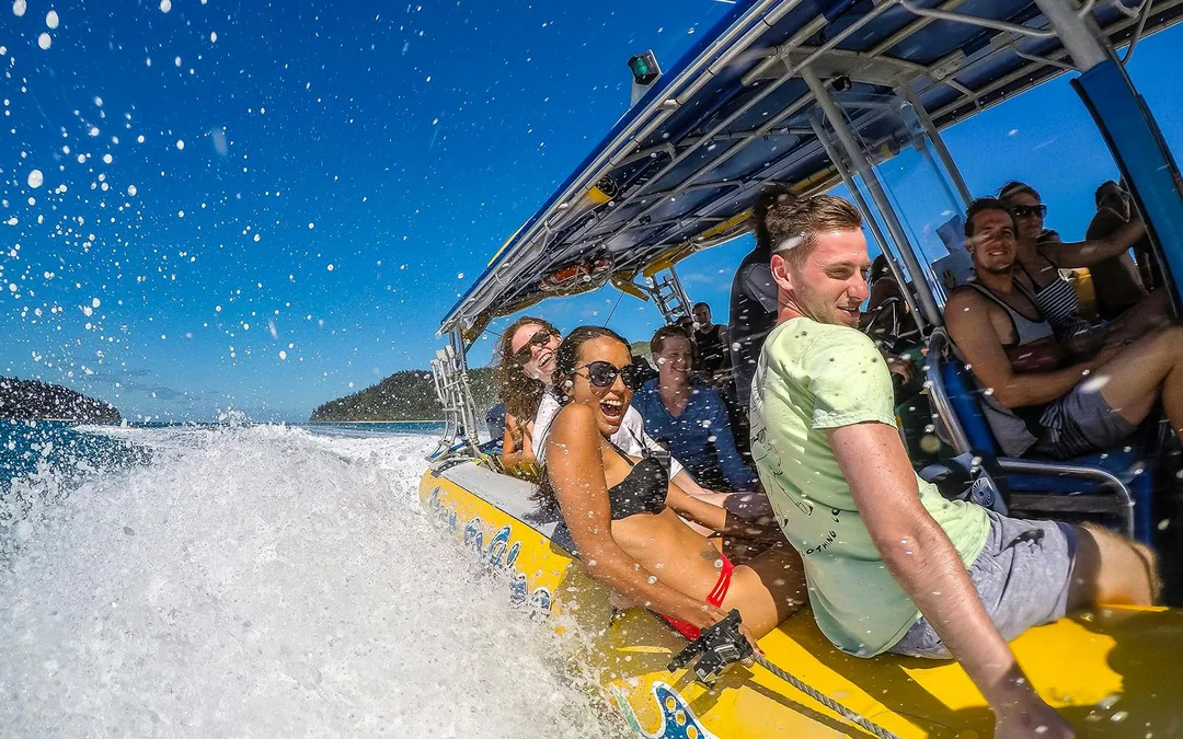 Whitsunday Islands: Fly and Raft Package Image 12