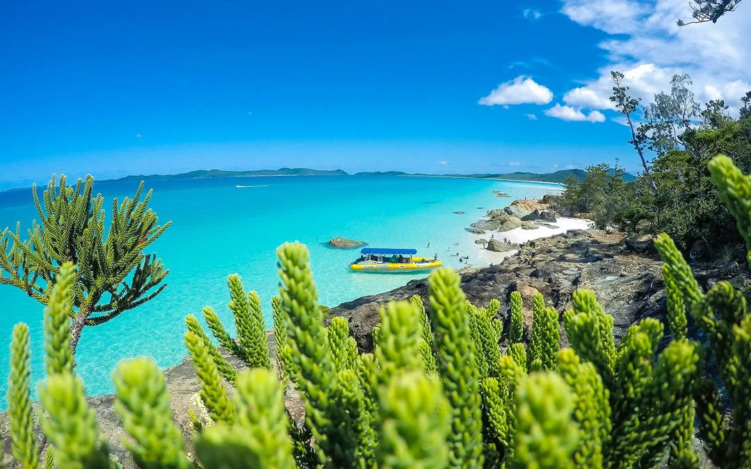 Whitsunday Islands: Fly and Raft Package Image 3