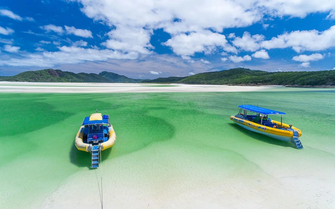 Whitsunday Islands: Fly and Raft Package Image 4