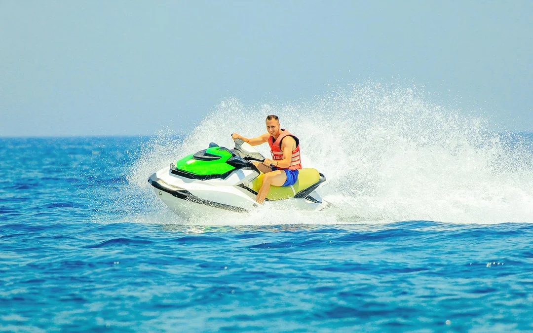 Whitsundays Islands 1.5-Hour Guided Jet Ski Tour Image 3
