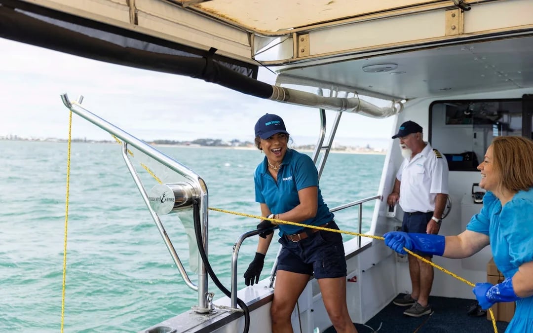 Wild Seafood Experience Catch-and-Dine Cruise in Mandurah Image 7