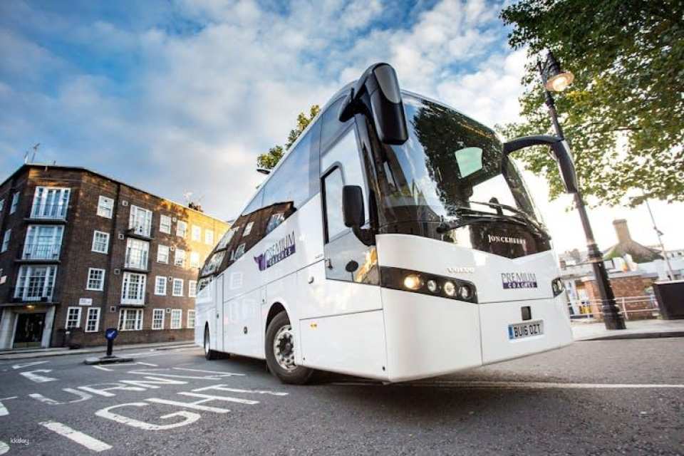 Windsor Castle Half-Day with Optional Entry to London Eye or Lunch
