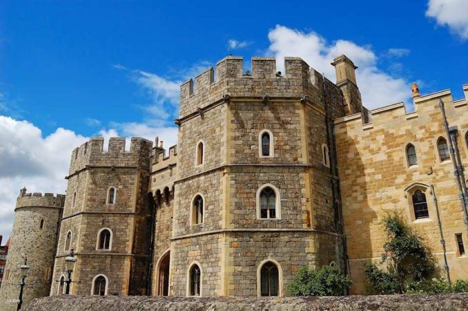 Windsor Castle Half-Day with Optional Entry to London Eye or Lunch