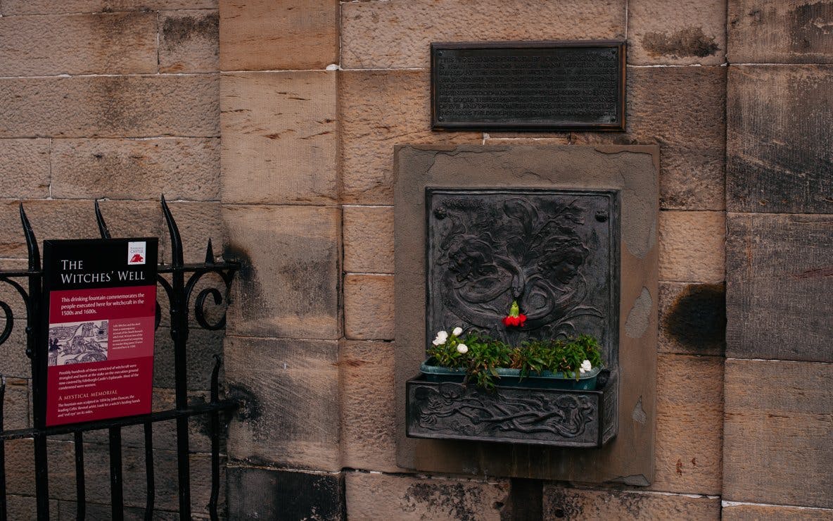 Witches of Edinburgh: Trial and Truth, Small-Group Tour Image 2