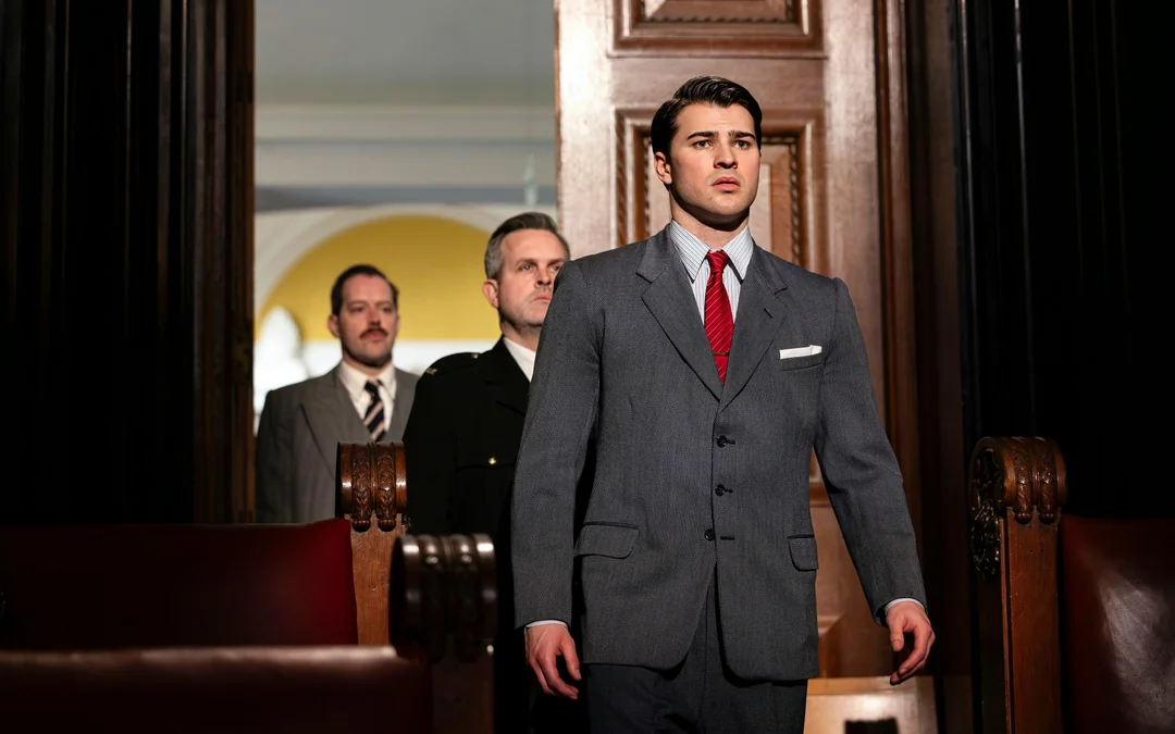 Witness for the Prosecution Image 12
