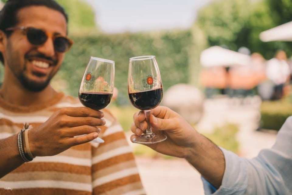 WOW 48-hour pass with Taylor's Wine Cellar audio guided tour