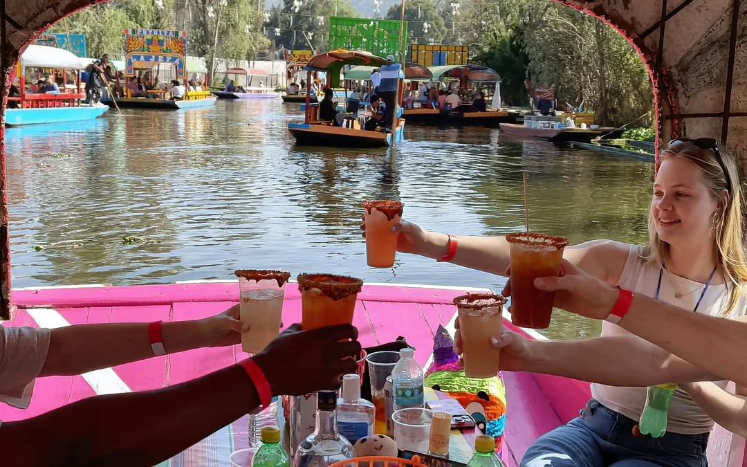 Xochimilco Boat Tour with Mexican Tacos, Unlimited Drinks & Games Image 3
