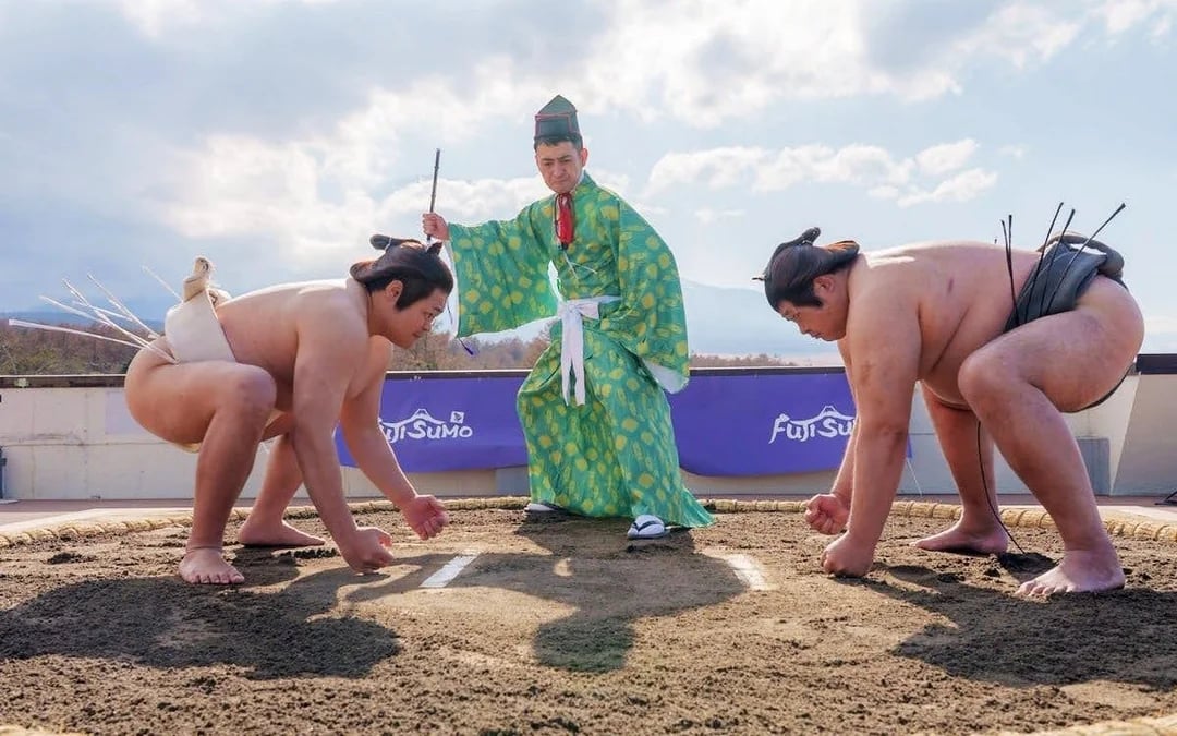 Yamanashi Fuji Sumo Show & Experience Image 2