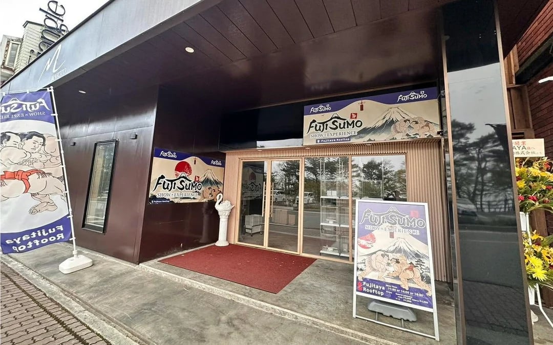 Yamanashi Fuji Sumo Show & Experience Image 10