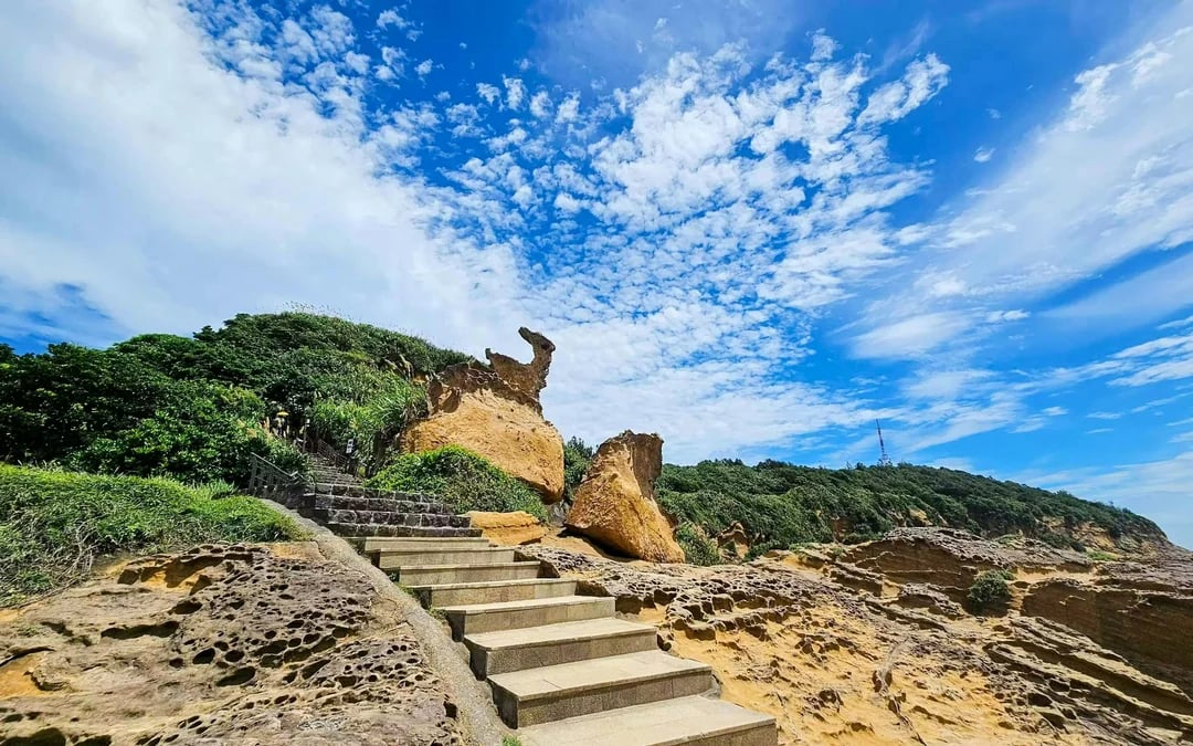 Yehliu Geopark Tickets Image 8