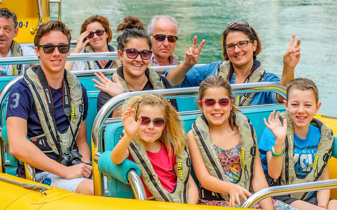 Yellow Boats Dubai Guided Speedboat Tour Image 4