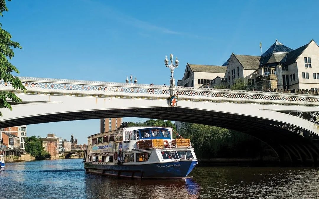 York: 45-Min Sightseeing Cruise Image 1