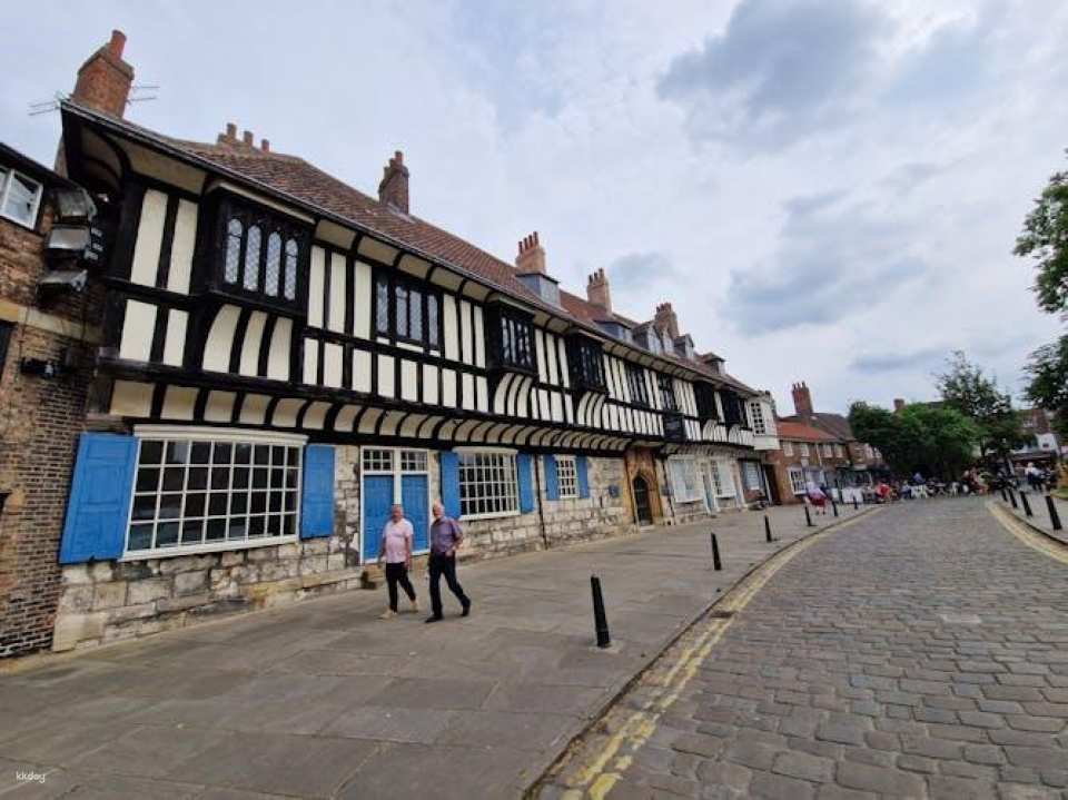 York self-guided walking tour