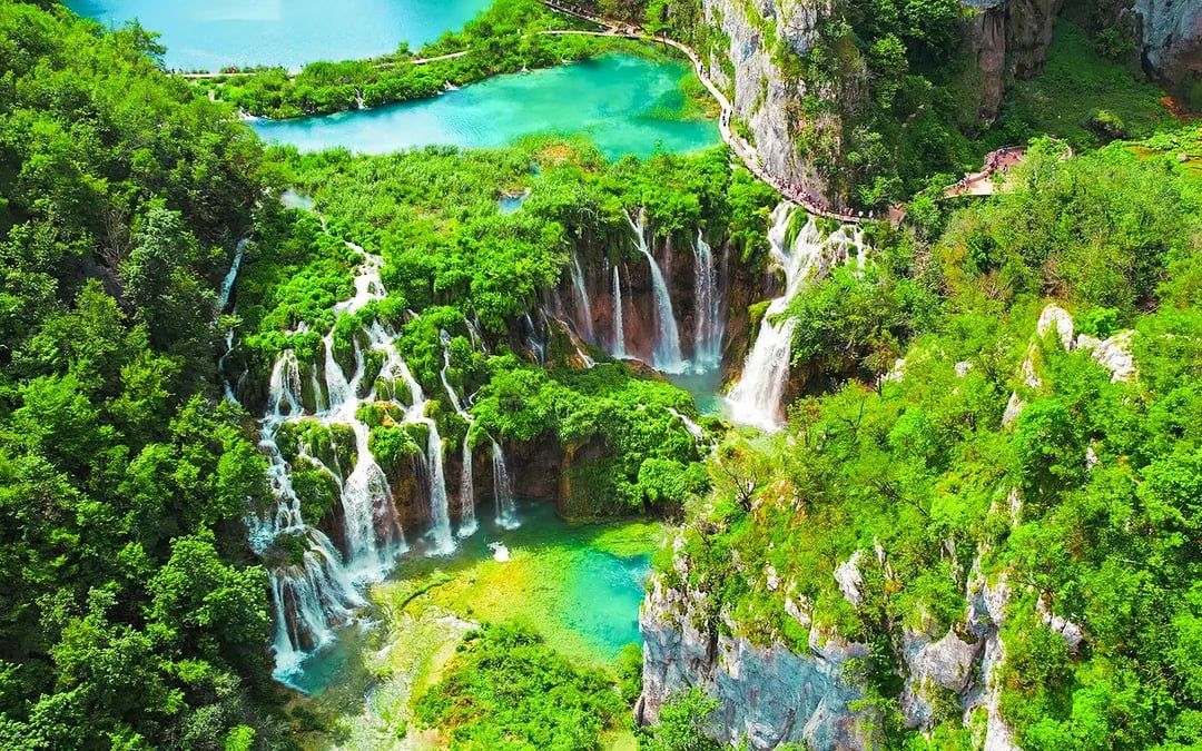 Zagreb to Plitvice: Private Transfer to Paradise Image 6