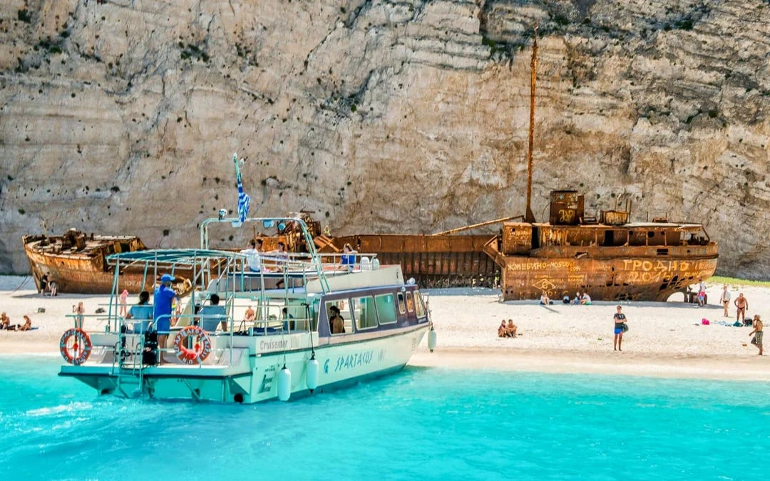 Zakynthos Shipwreck Beach & Blue Caves Cruise
Image 1