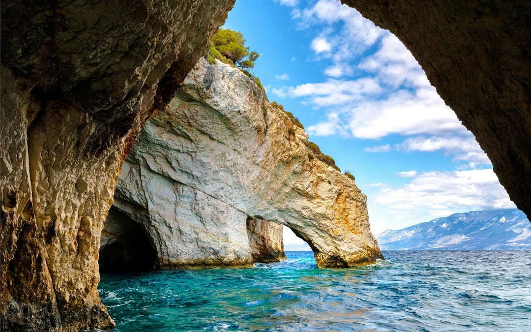 Zakynthos Shipwreck Beach & Blue Caves Cruise
 Image 4