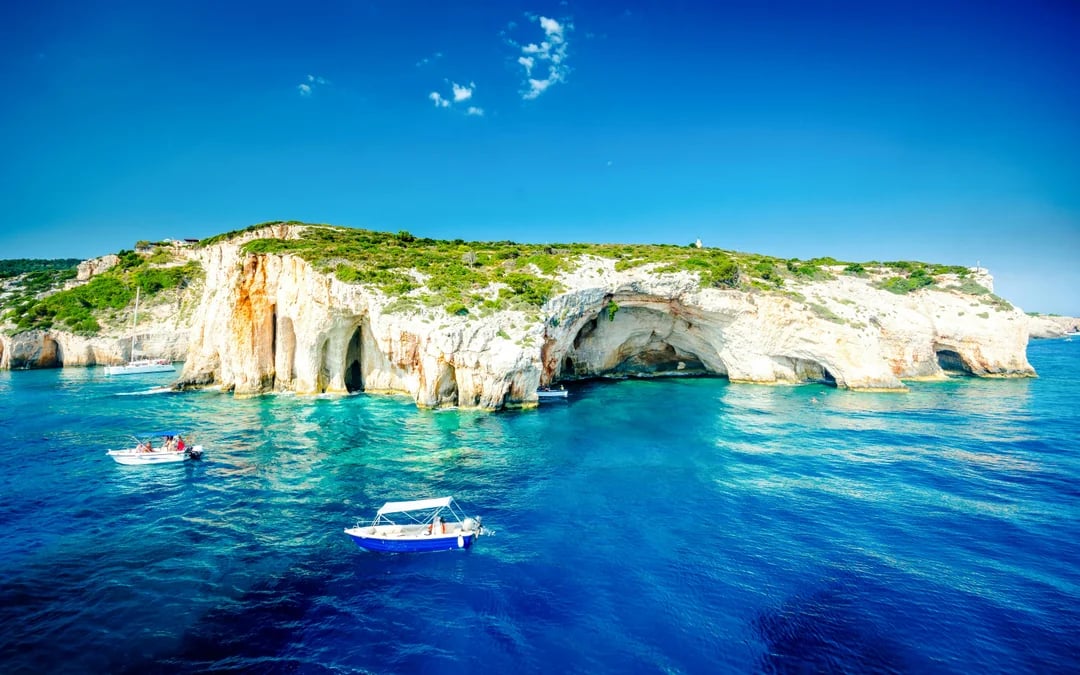 Zakynthos Shipwreck Beach & Blue Caves Cruise
 Image 7
