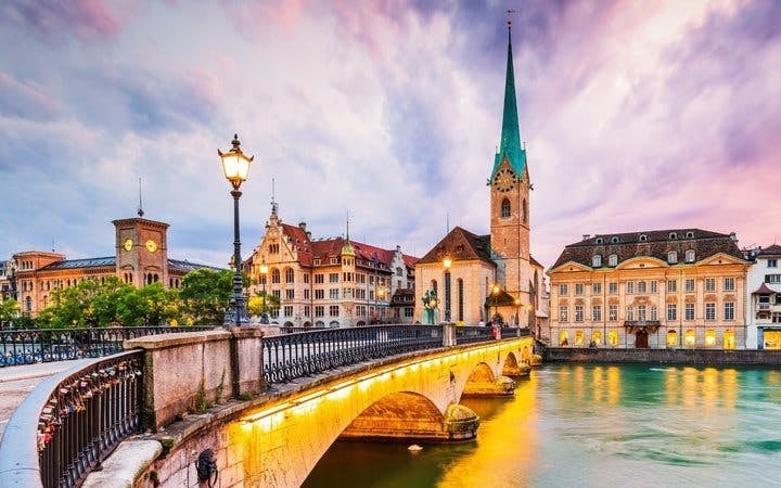 Zurich Self-Guided Walking Tour on Mobile App Image 6